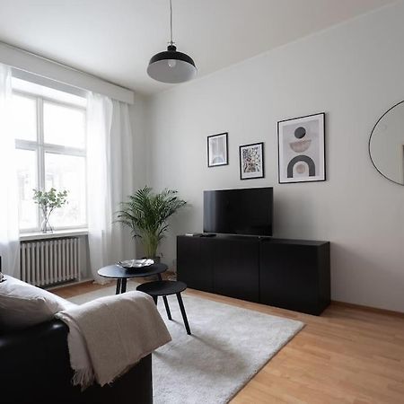 Kodikas Huoneisto Helsingin Keskustassa Apartment Helsinki Exterior photo